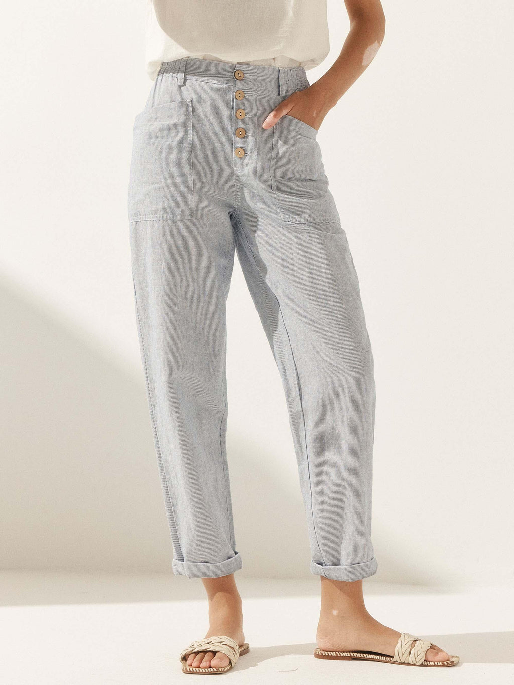Alessia | Pantaloni in Lino con Chiusura a Bottone