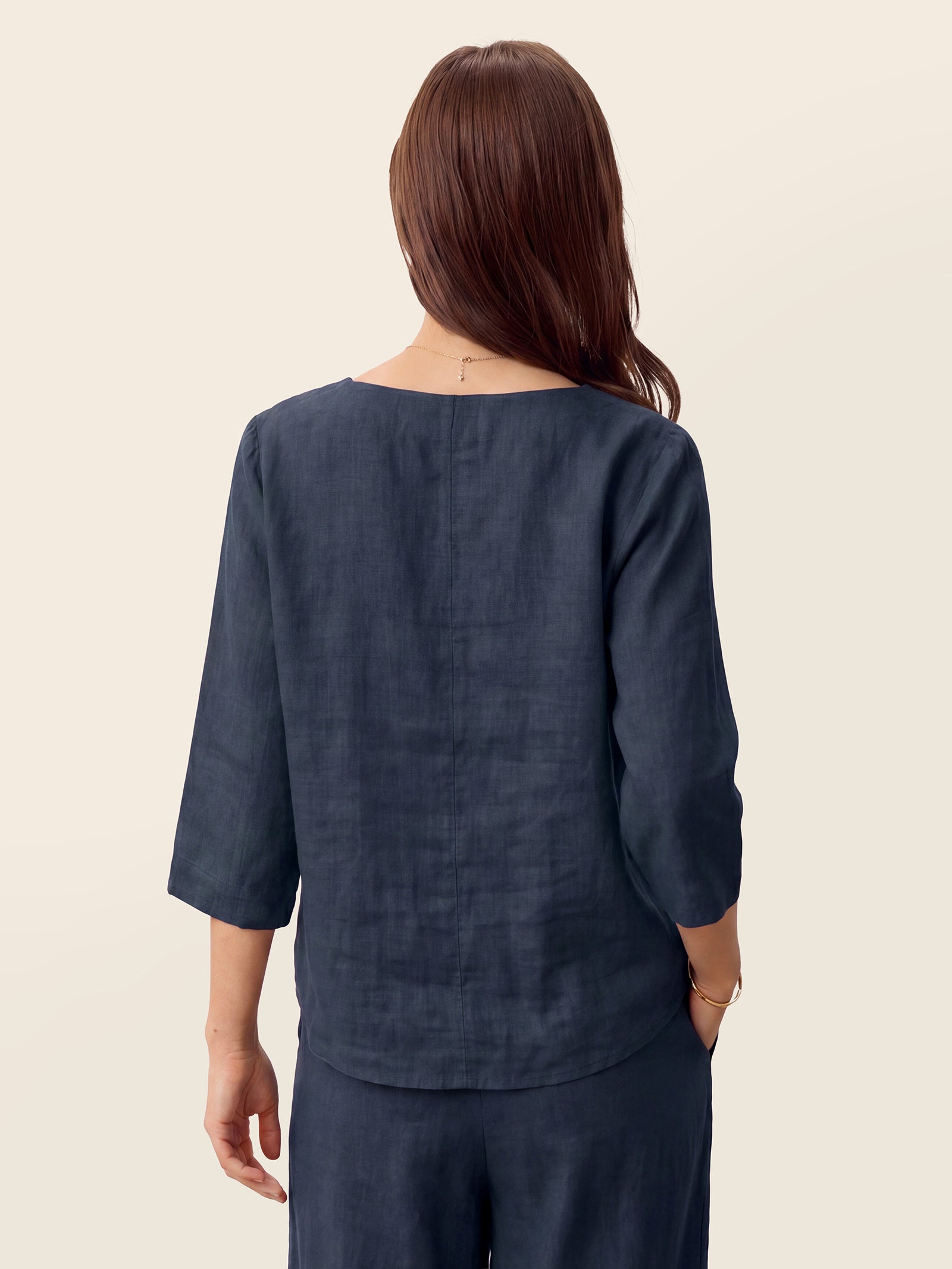 Nyla | Top in Lino con Orlo Asimmetrico e Bottoni