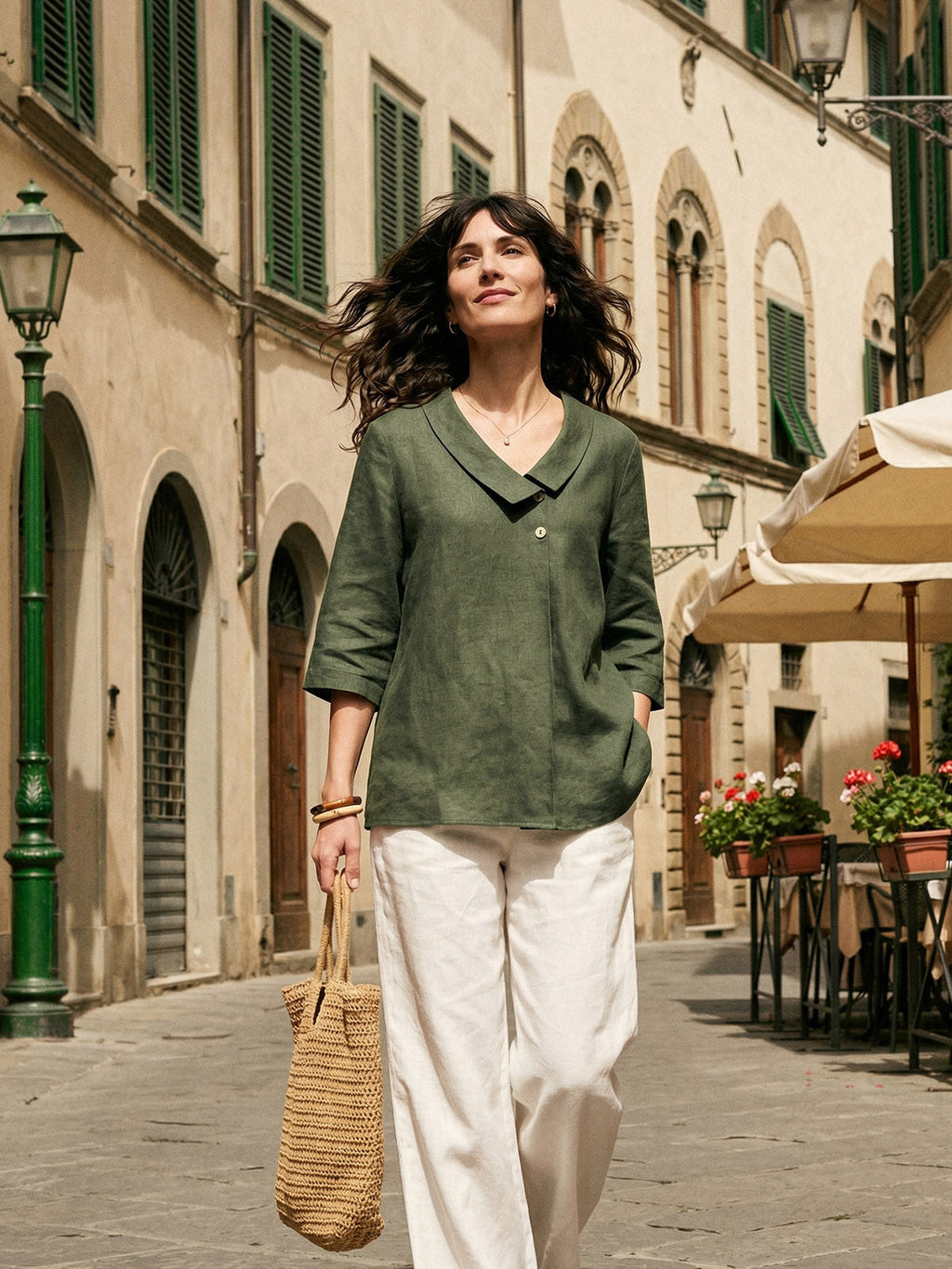 Ottilie | Top in Lino con Colletto Asimmetrico