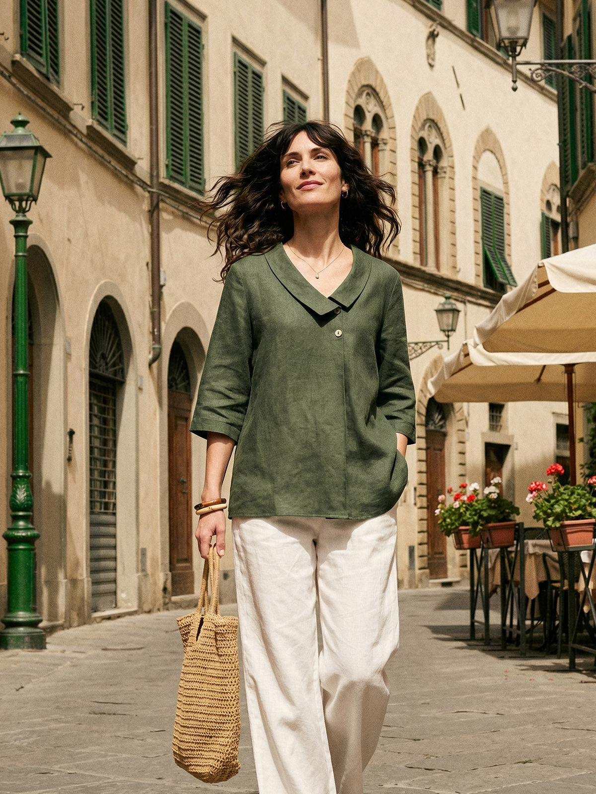 Ottilie | Top in Lino con Colletto Asimmetrico