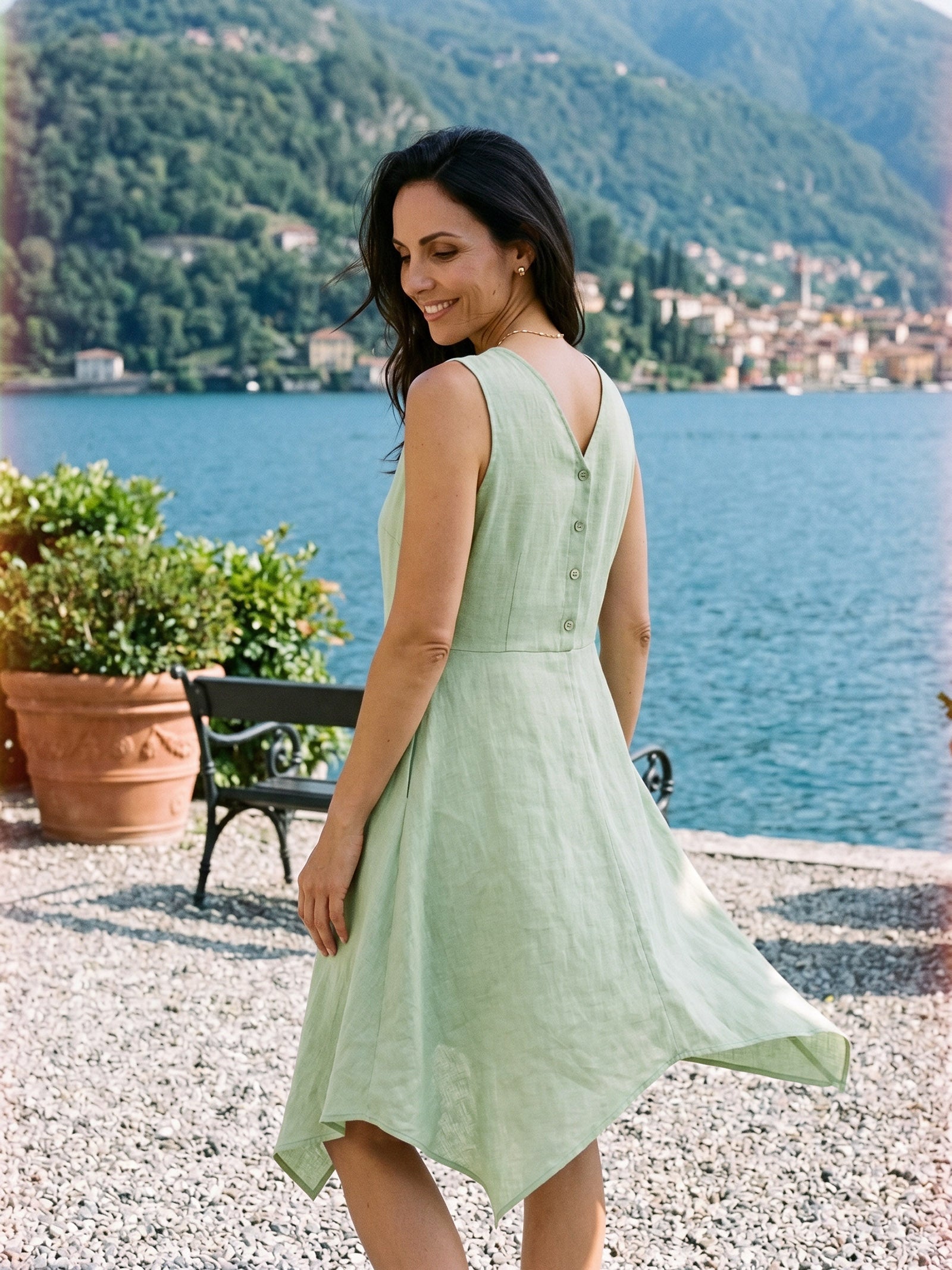 Alessia | Abito Mini in Lino con Scollo a V