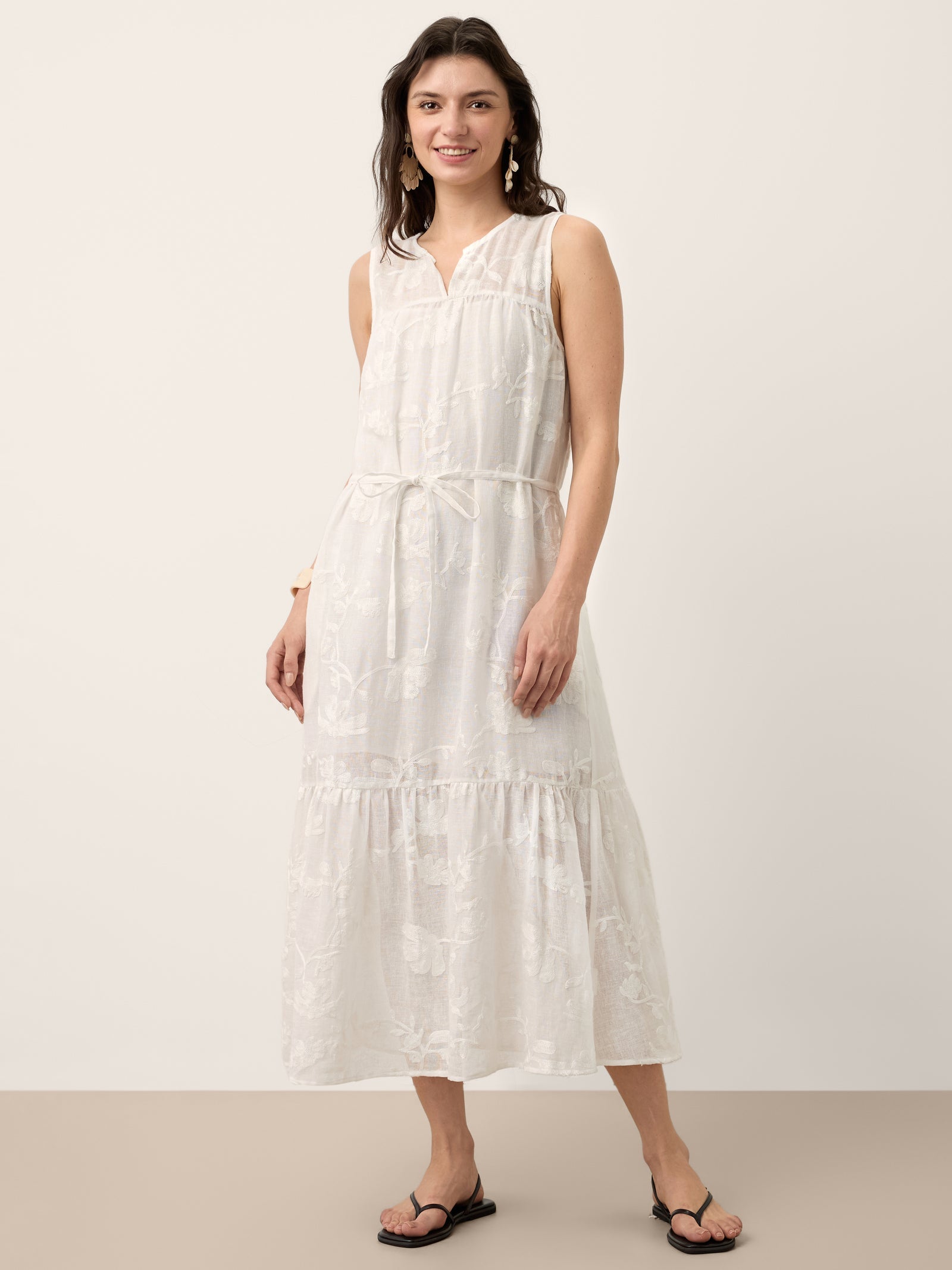 Camilla | Abito Maxi in Lino con Applicazioni Floreali