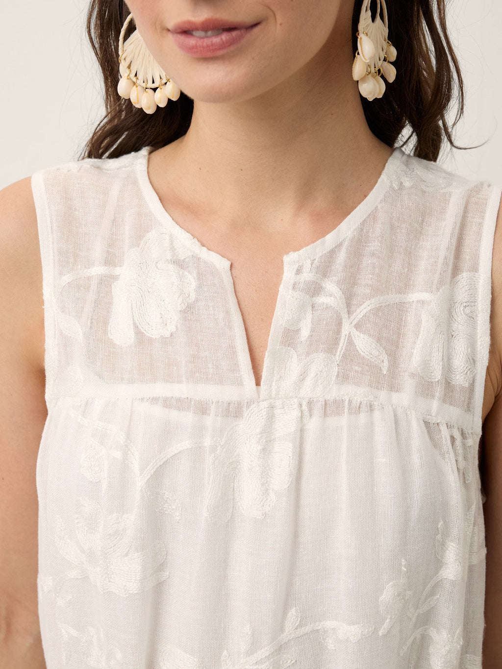 Camilla | Abito Maxi in Lino con Applicazioni Floreali