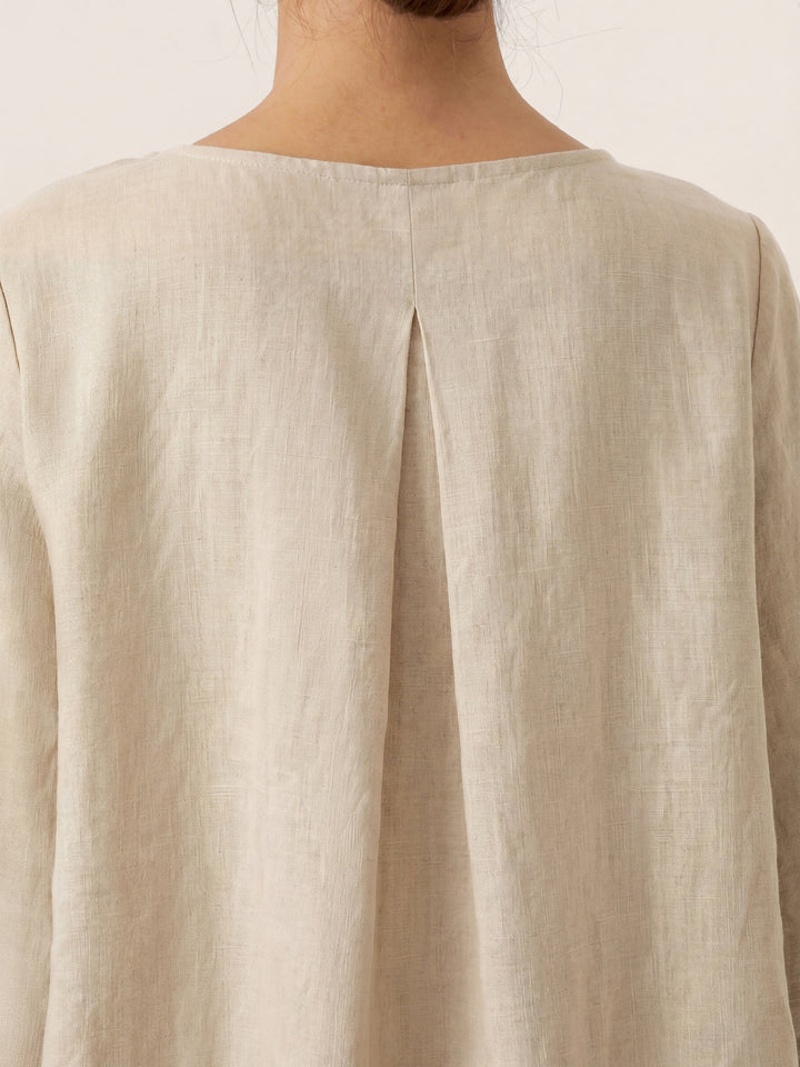 Brianna | Top in Lino con Collo Tondo e Orlo Asimmetrico