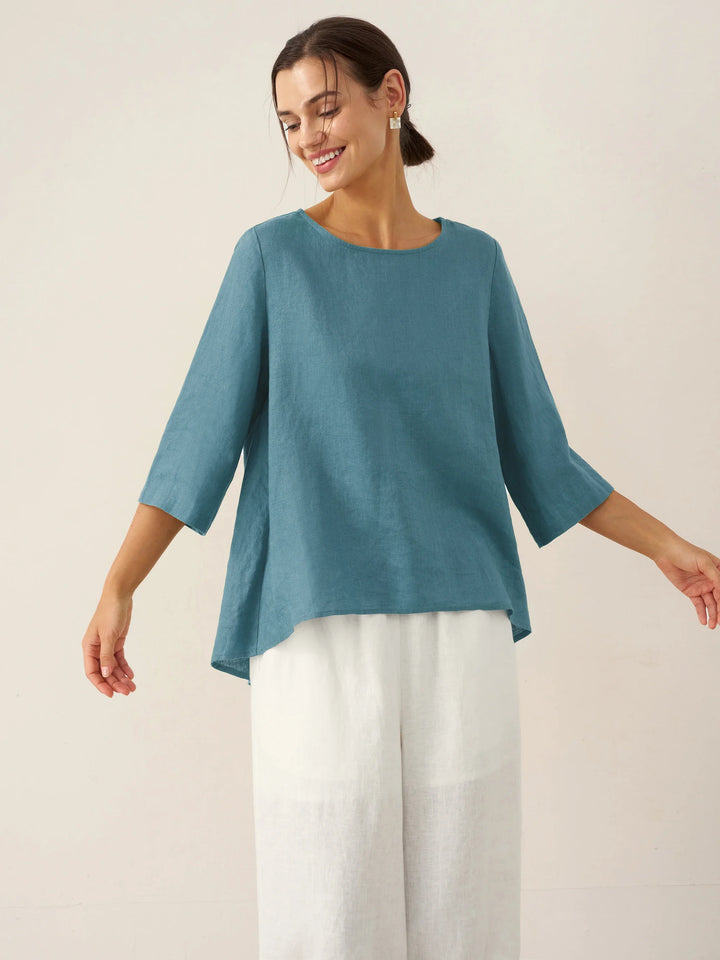 Brianna | Top in Lino con Collo Tondo e Orlo Asimmetrico