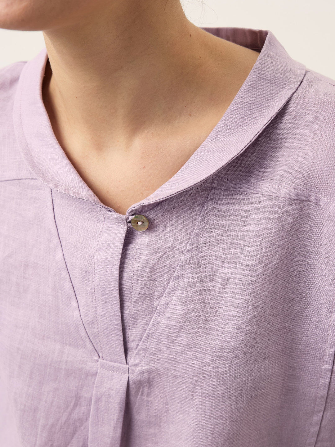 Giada | Top in Lino con Scollo a V e Maniche Corte