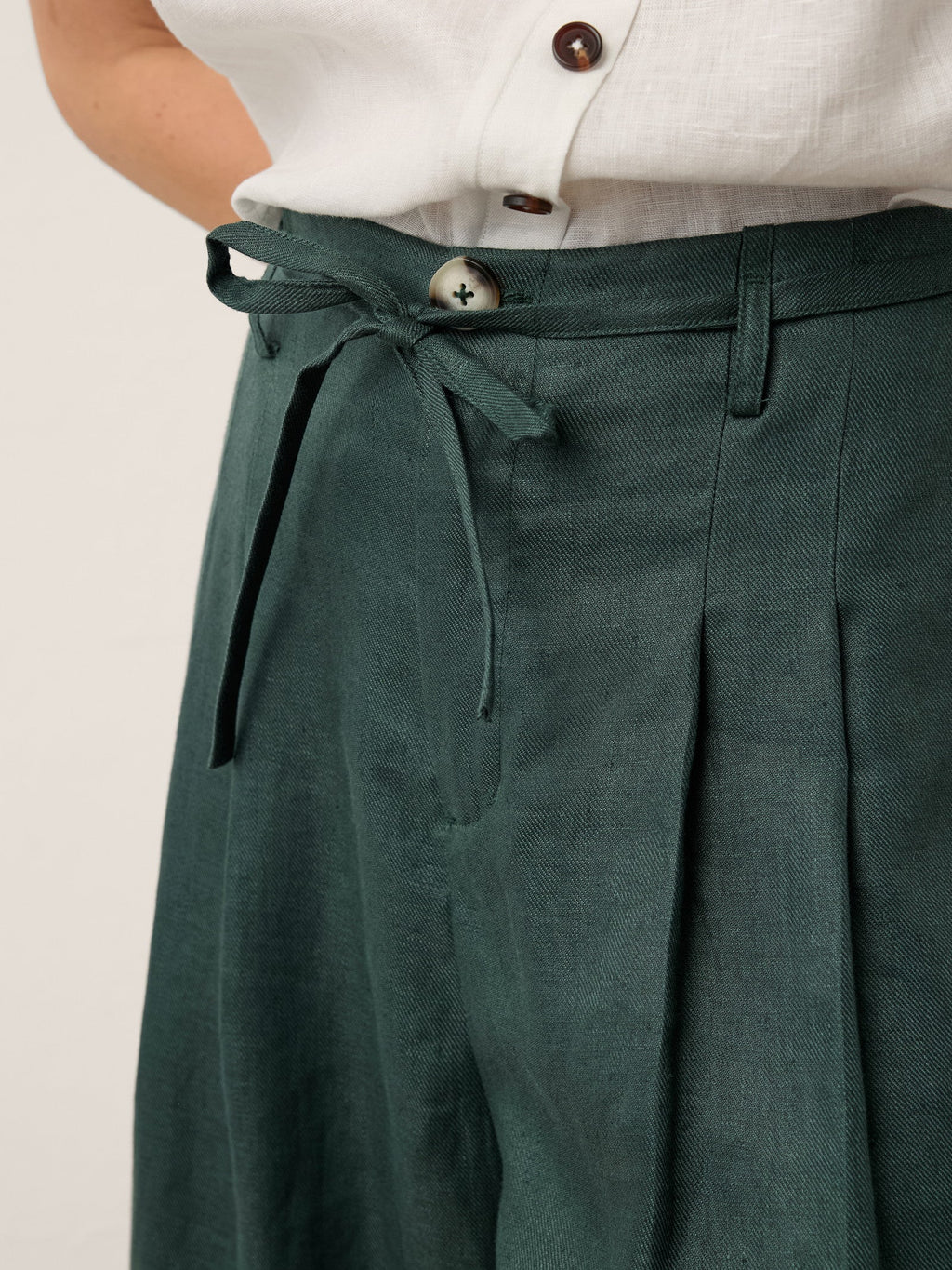 Lucia | Pantaloni in Lino con Laccio Laterale e Gamba Ampia