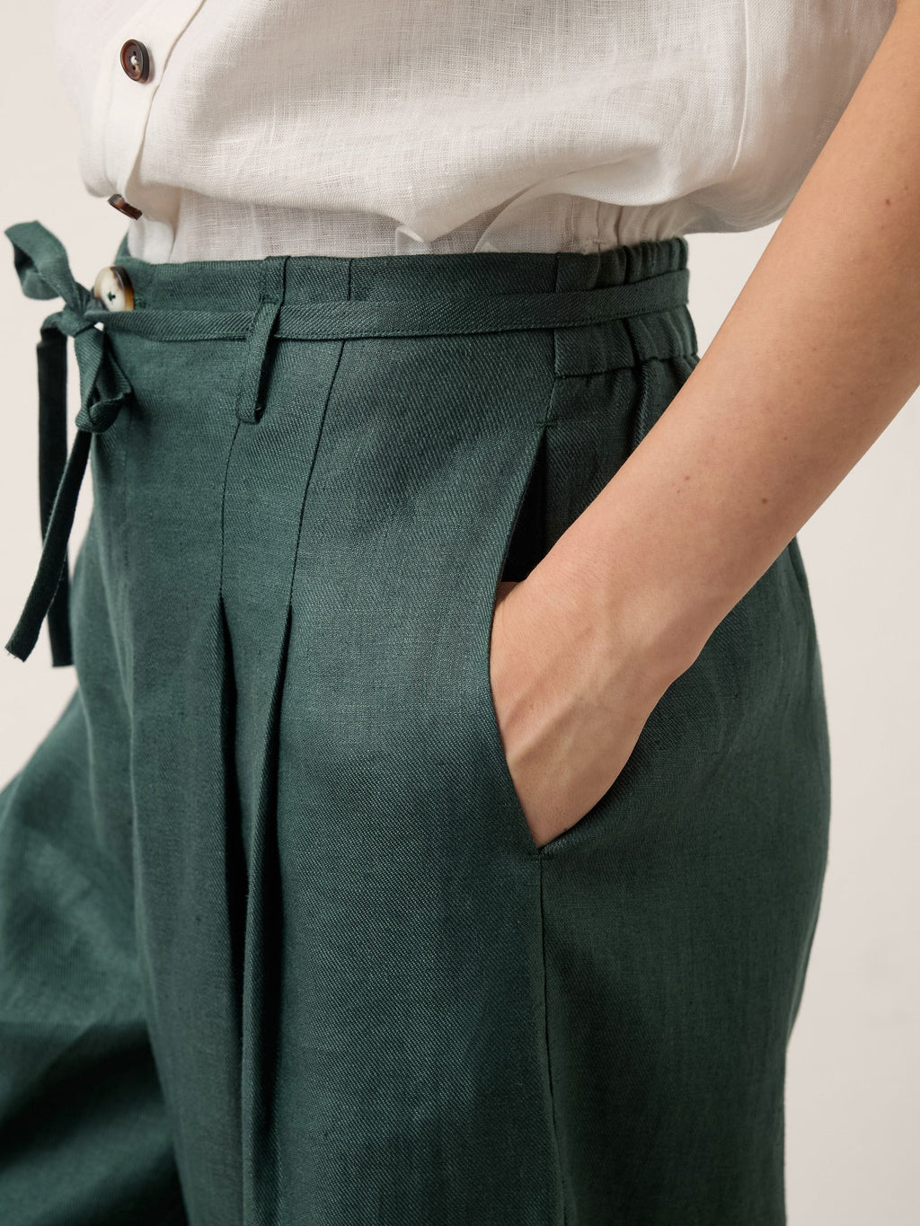 Lucia | Pantaloni in Lino con Laccio Laterale e Gamba Ampia