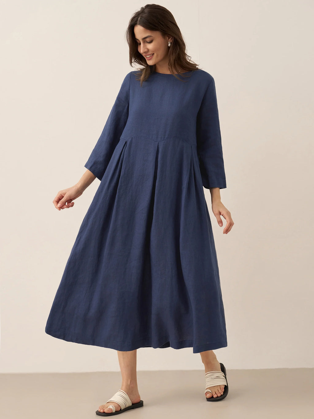 Abigail | Abito Midi Plissettato in Lino con Scollo a Barca