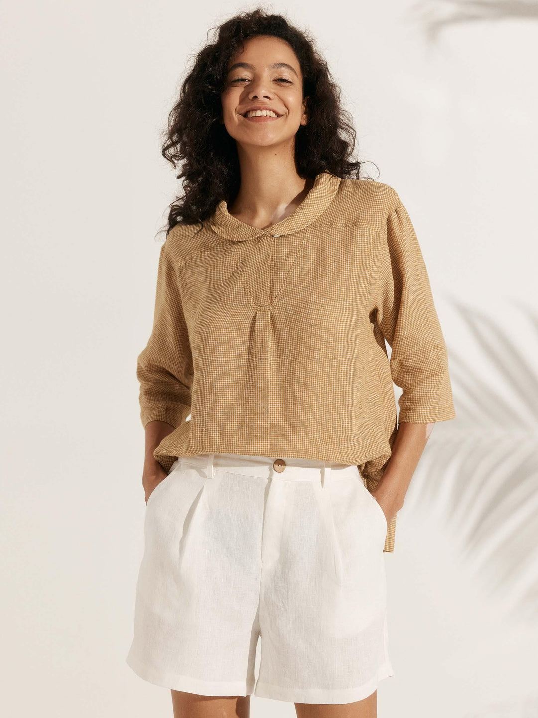 Giada | Top in Lino con Scollo a V e Maniche Corte