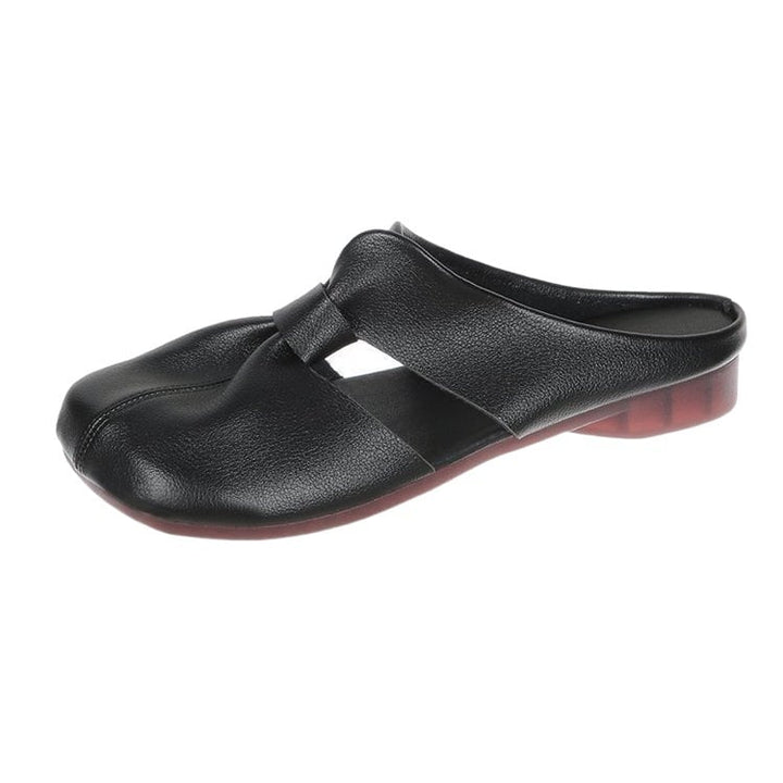 Mule Traspiranti con Design Cut-Out