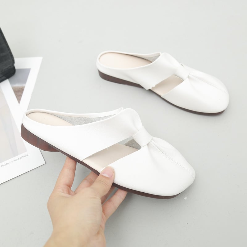 Mule Traspiranti con Design Cut-Out