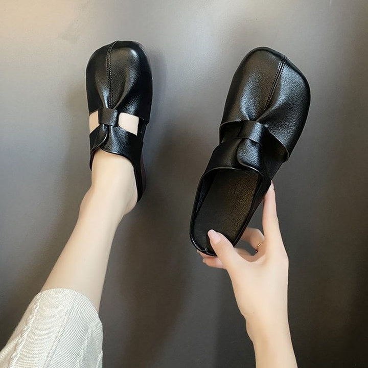 Mule Traspiranti con Design Cut-Out