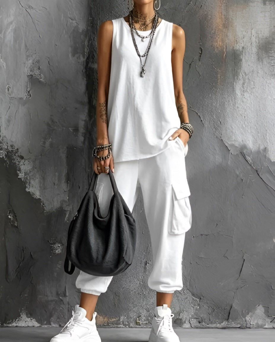 Completo Valentina bianco: canotta lunga e pantaloni comodi con tasche